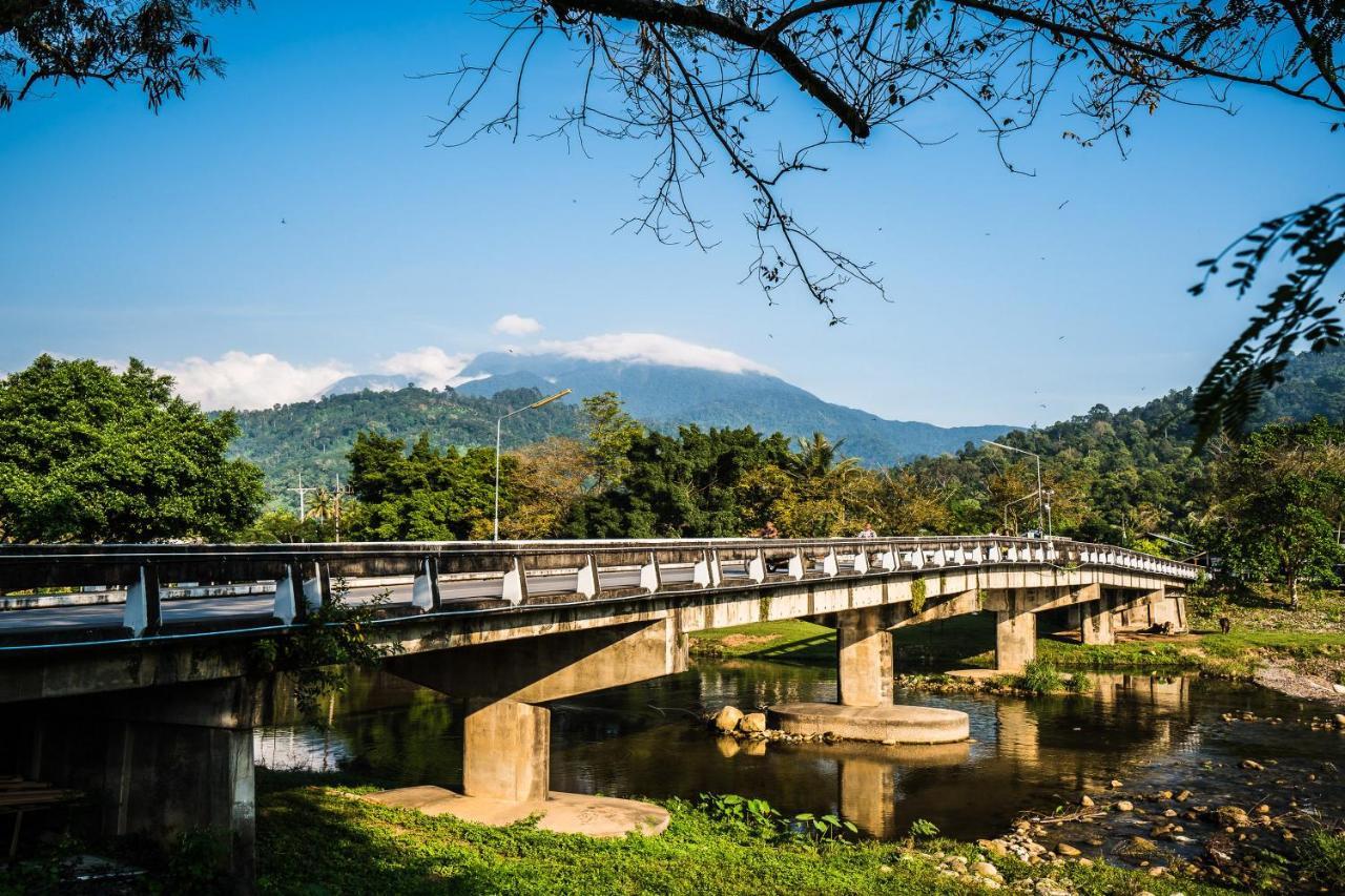 Pura Nakhon Hotel Nakhon Szi Thammarat Kültér fotó