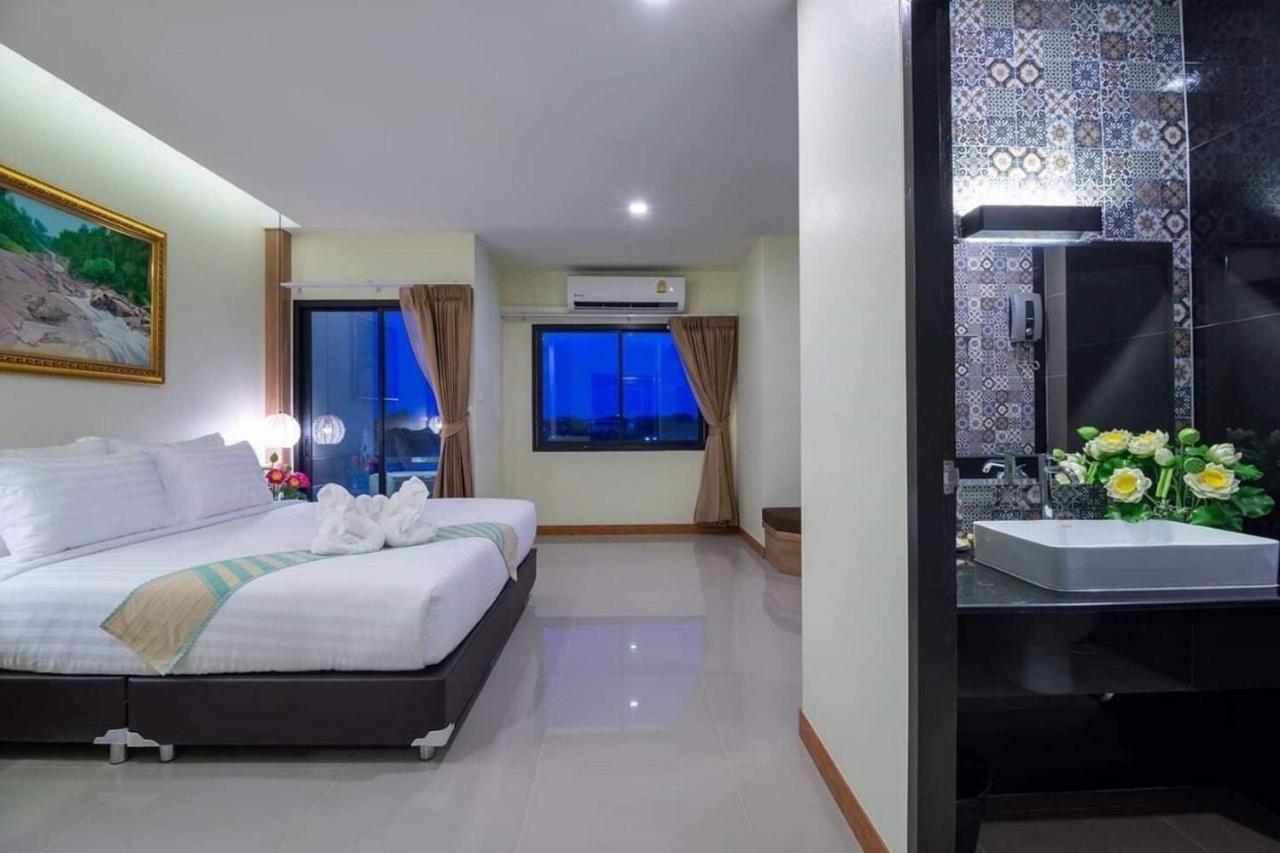 Pura Nakhon Hotel Nakhon Szi Thammarat Kültér fotó